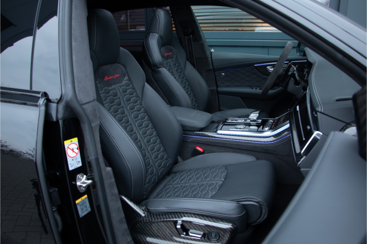 Audi RSQ8