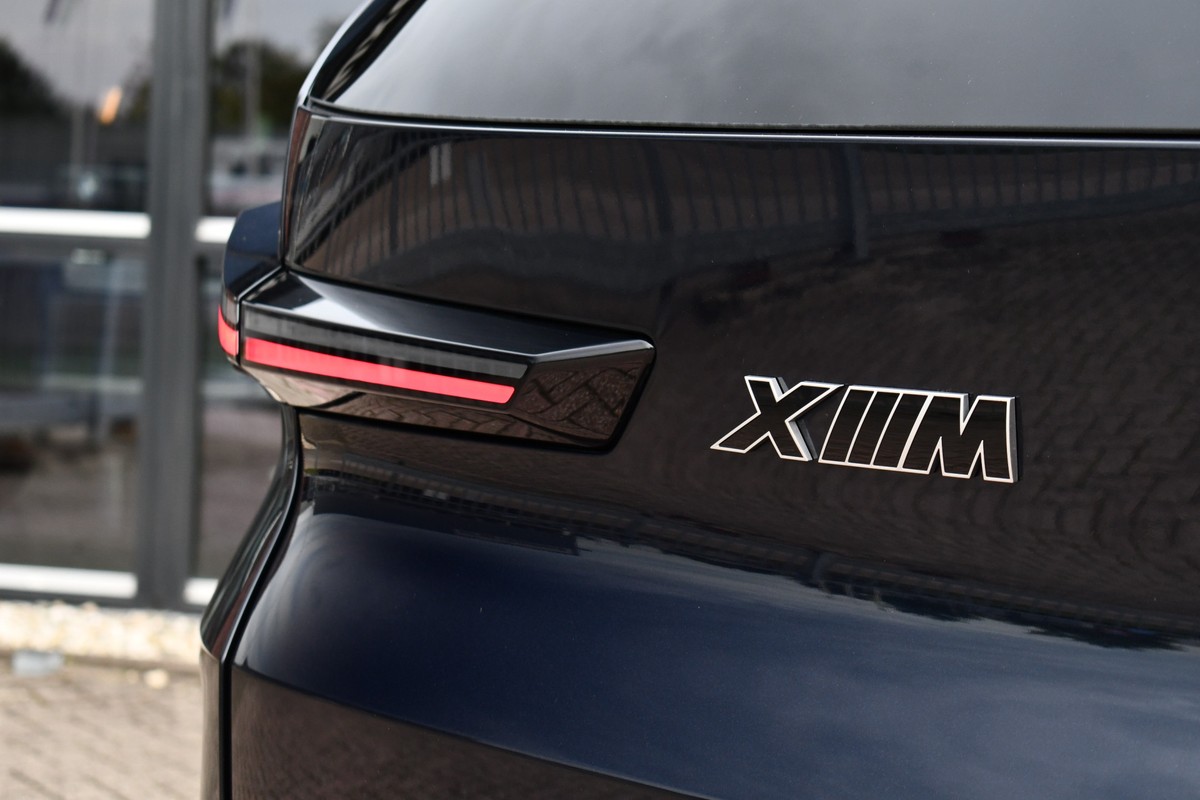 BMW XM