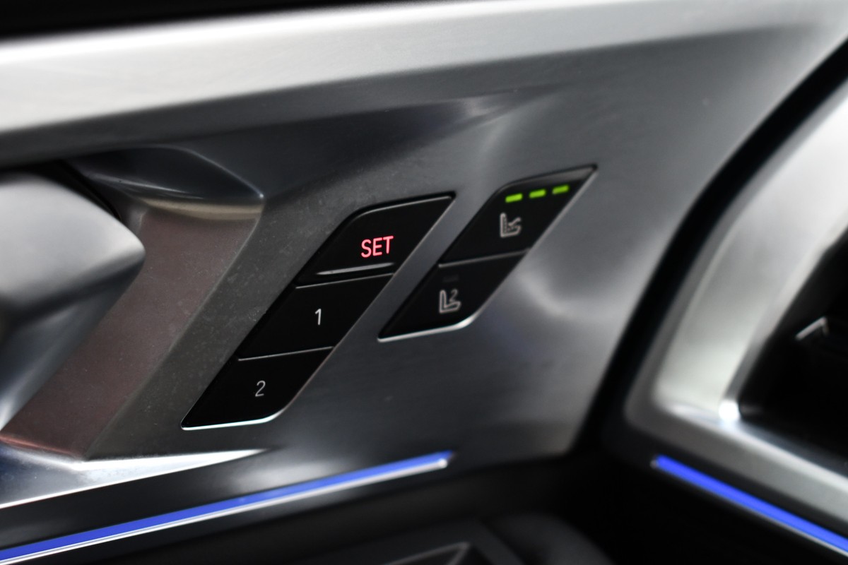 BMW XM