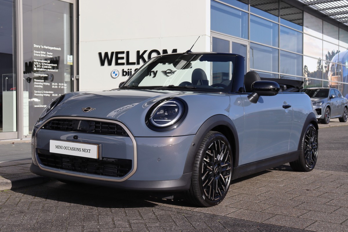 MINI Cooper Cabrio
