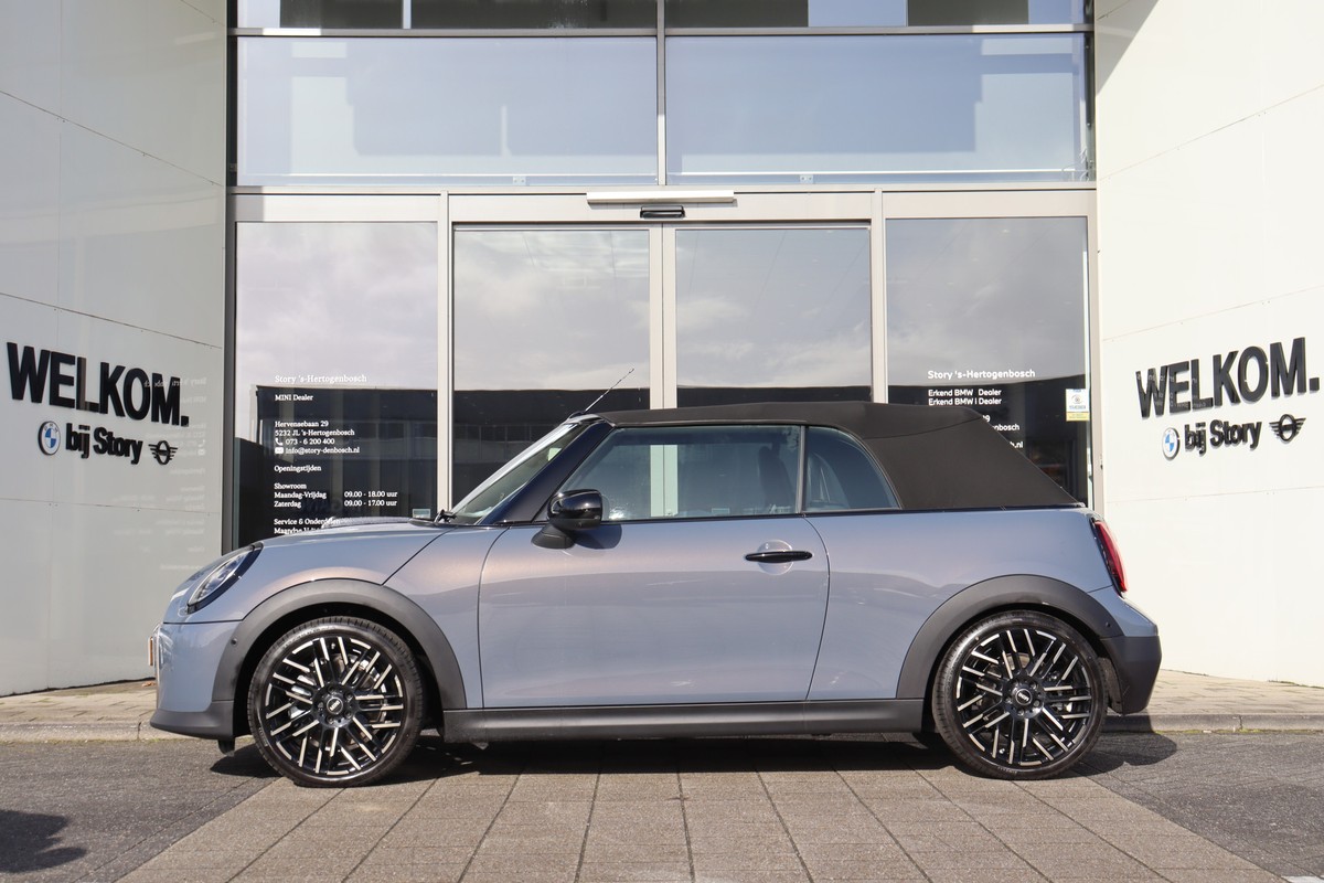 MINI Cooper Cabrio
