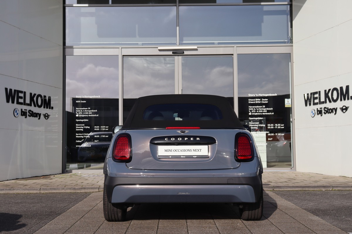 MINI Cooper Cabrio
