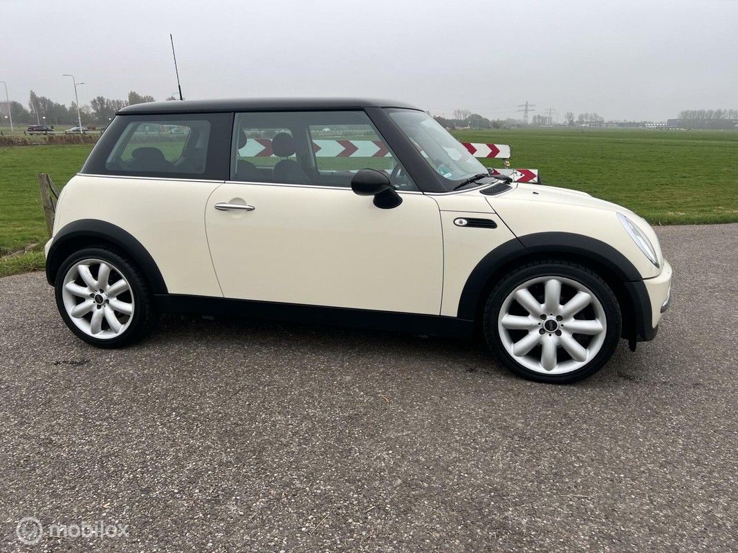 MINI One