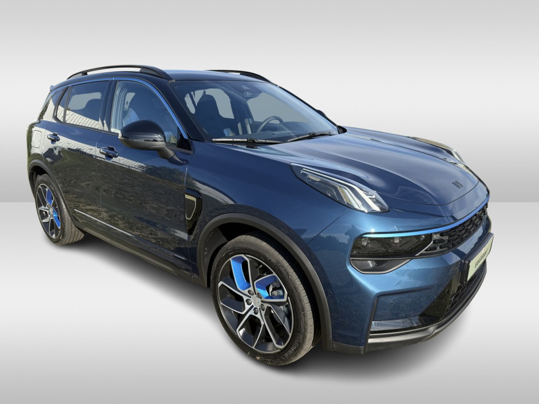 Lynk & Co 01