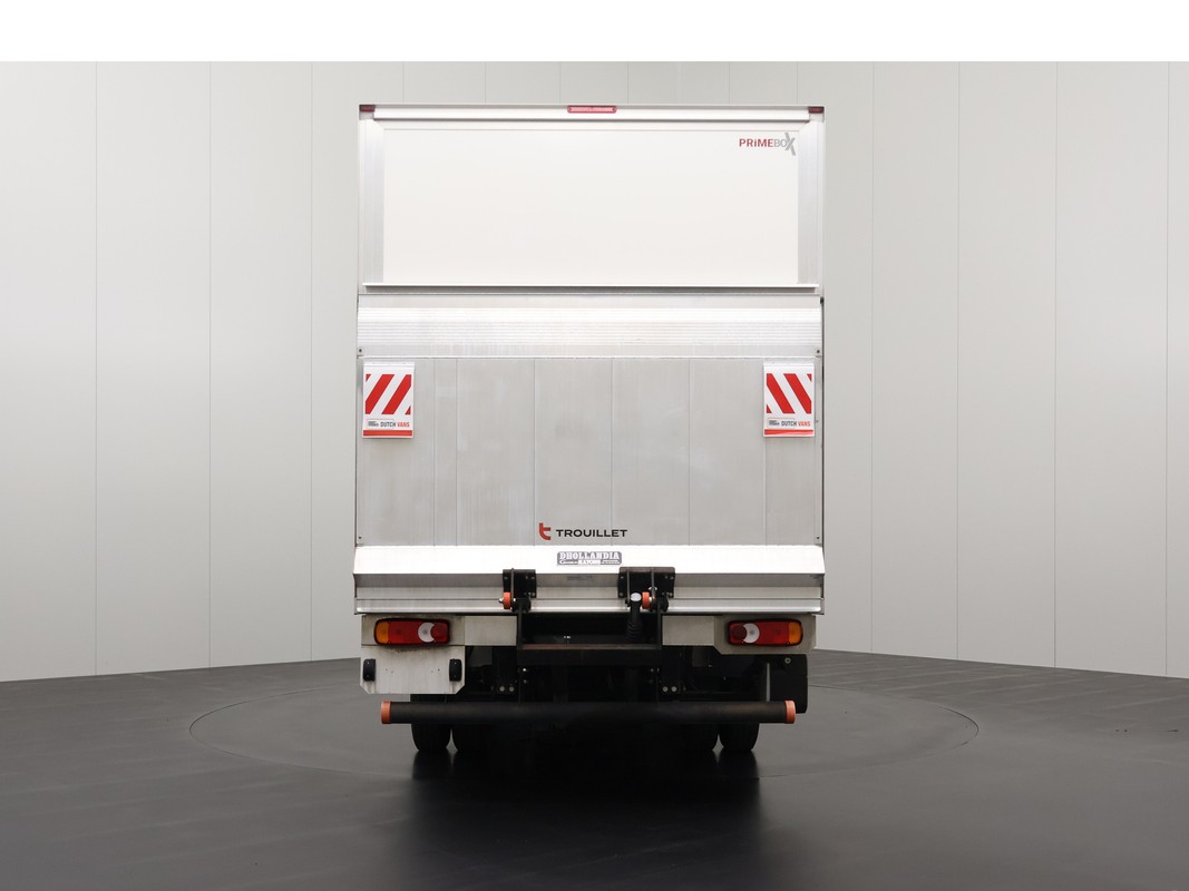 Nissan Interstar