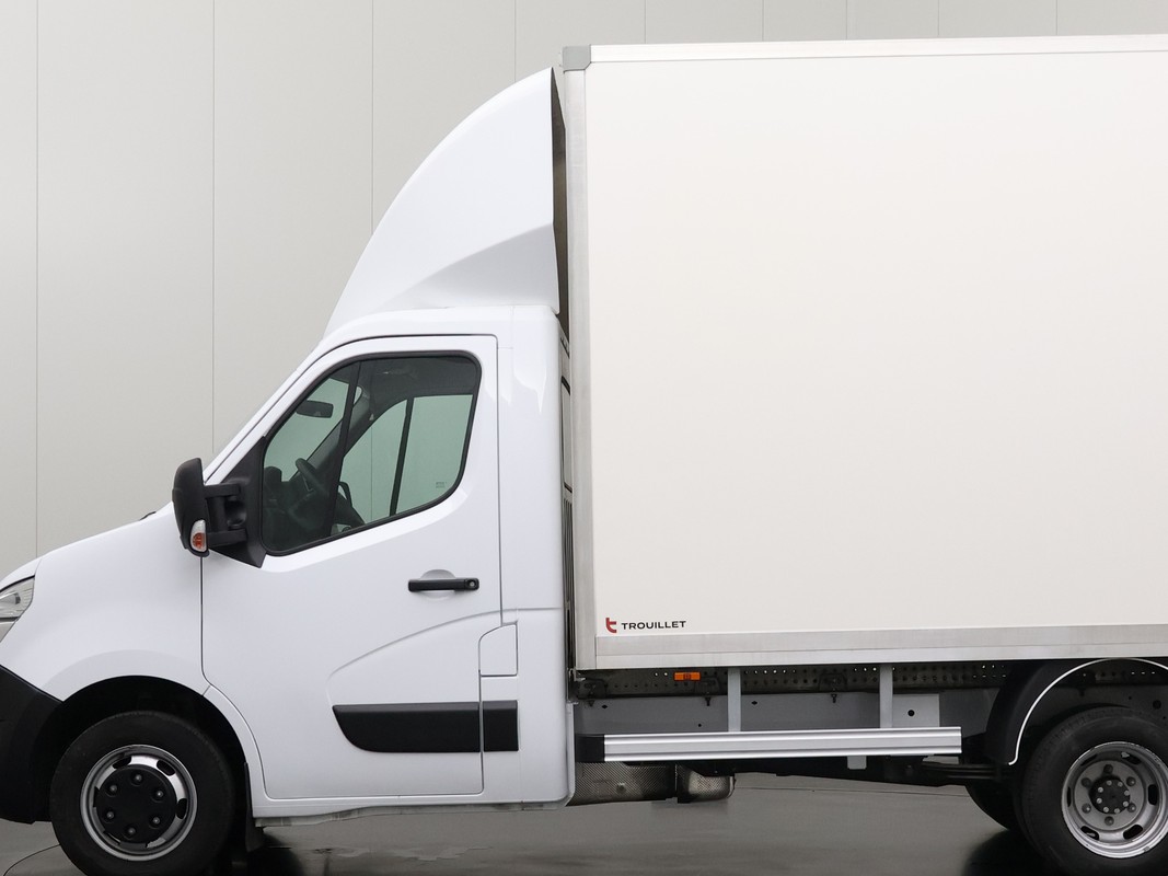 Nissan Interstar
