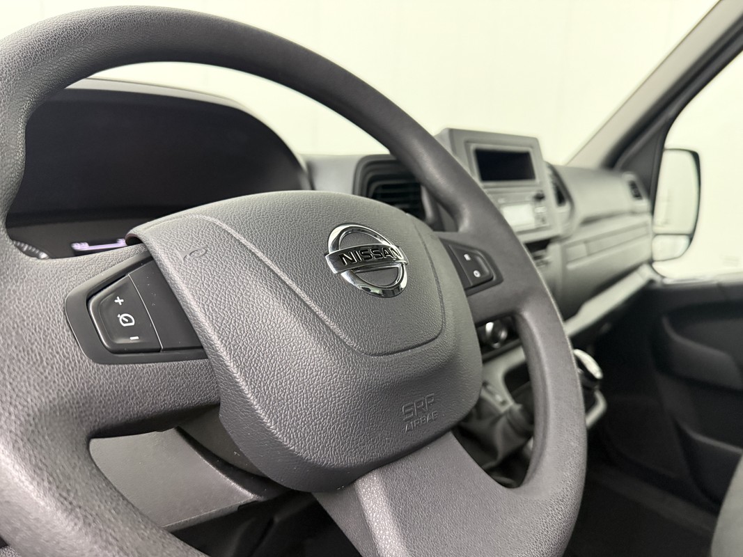 Nissan Interstar