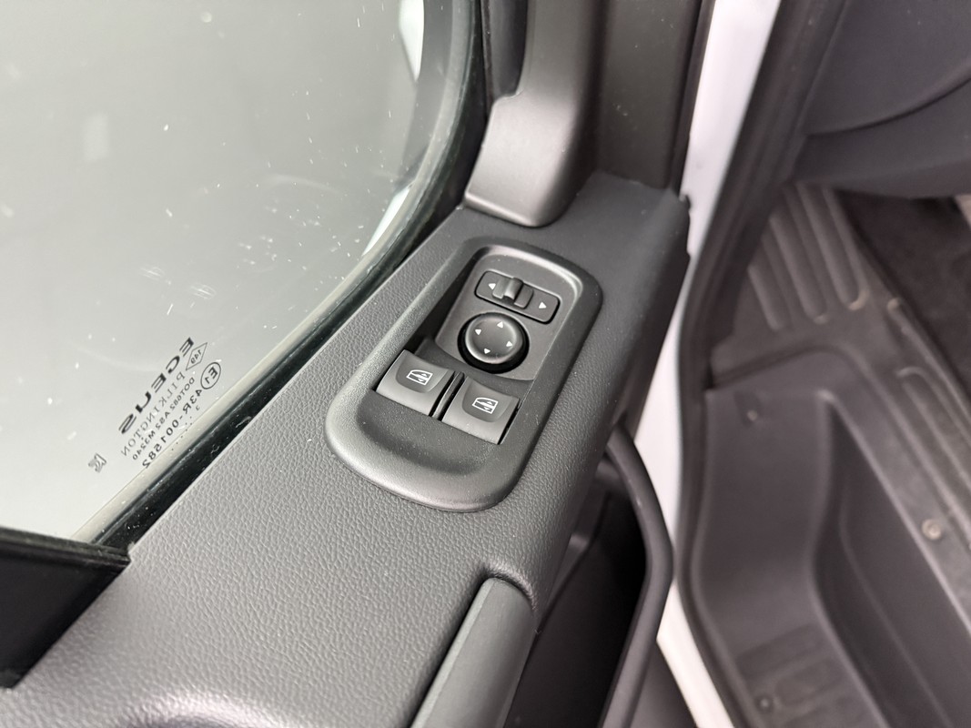 Nissan Interstar
