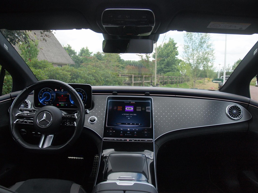Mercedes-Benz EQE