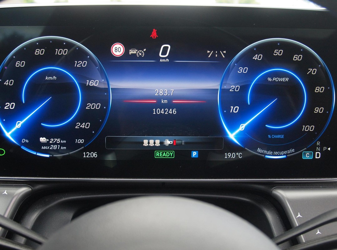 Mercedes-Benz EQE