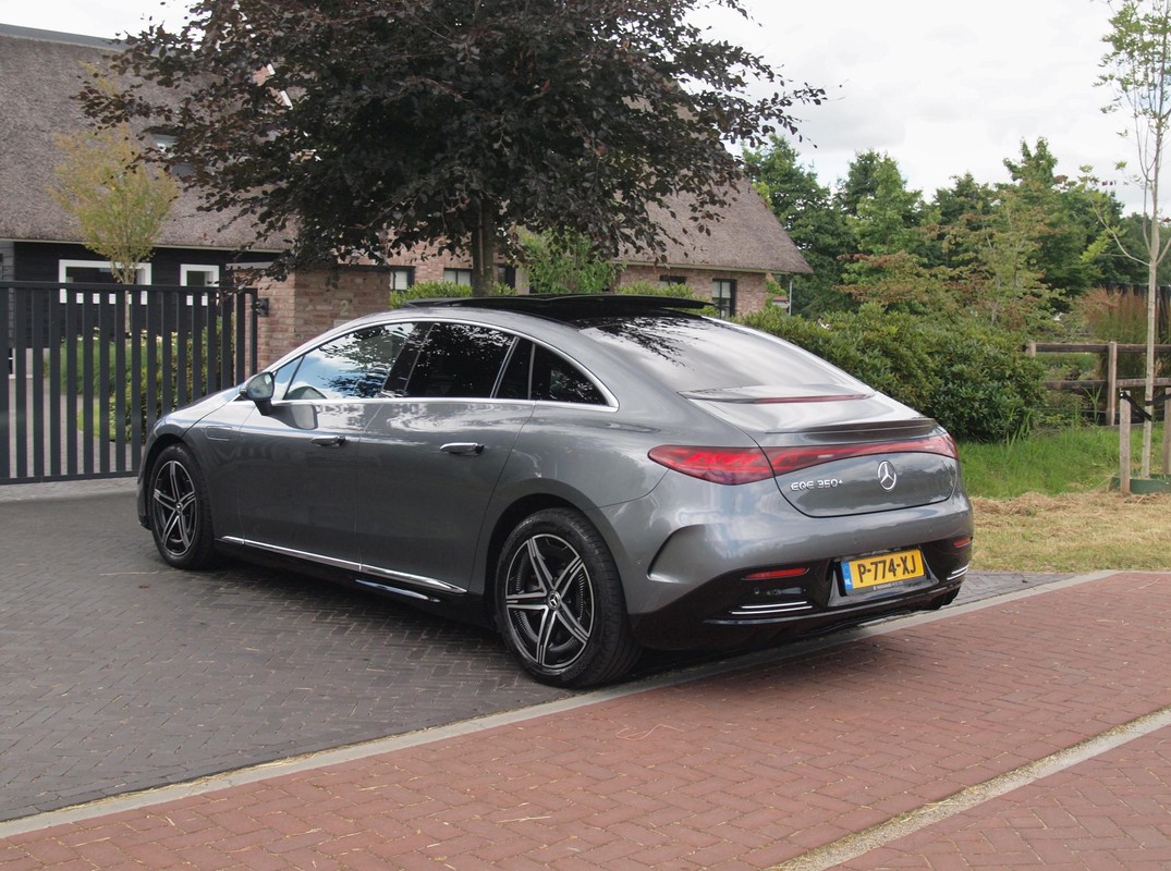 Mercedes-Benz EQE