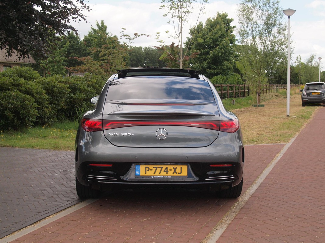 Mercedes-Benz EQE
