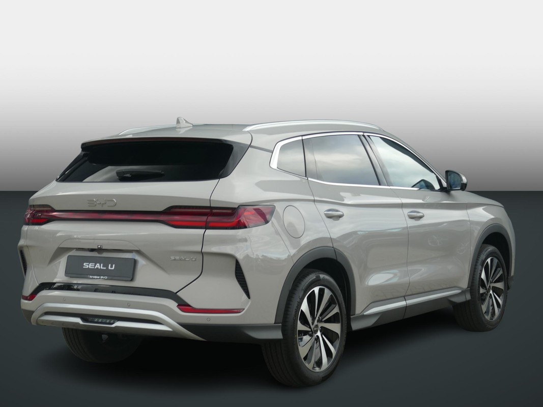 BYD SEAL U
