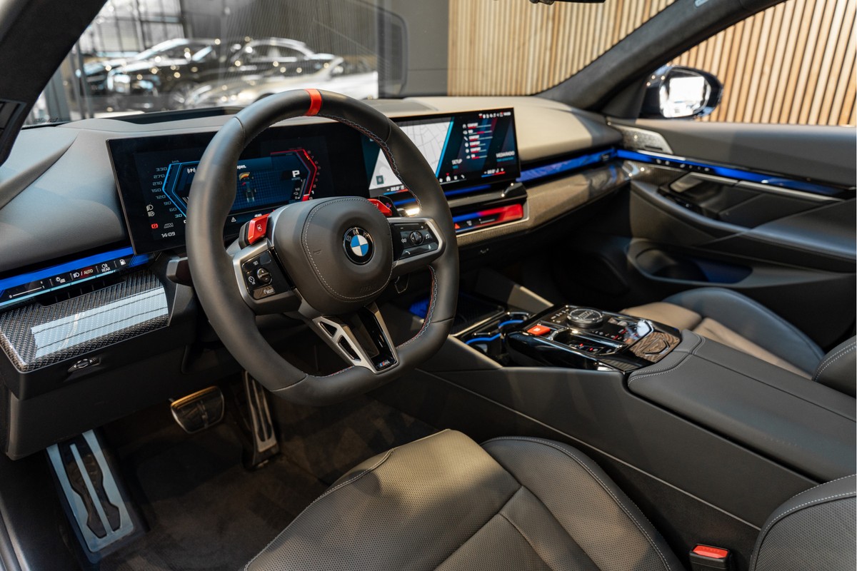 BMW M5