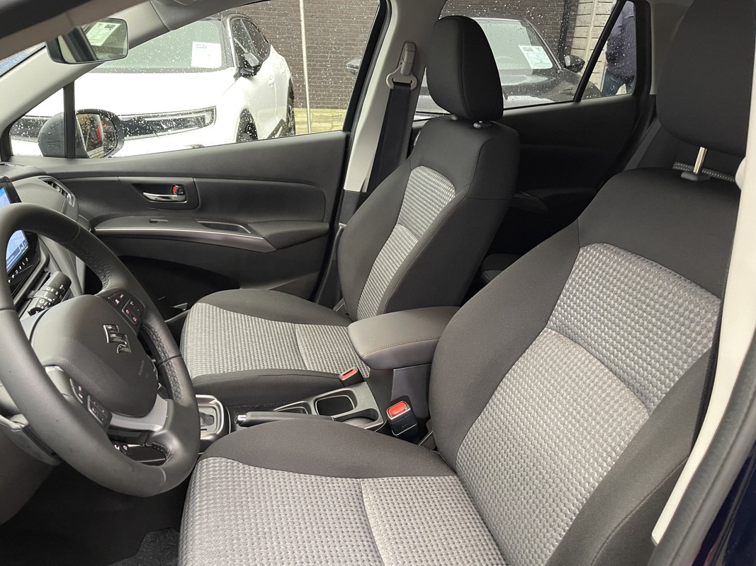 Suzuki S-Cross