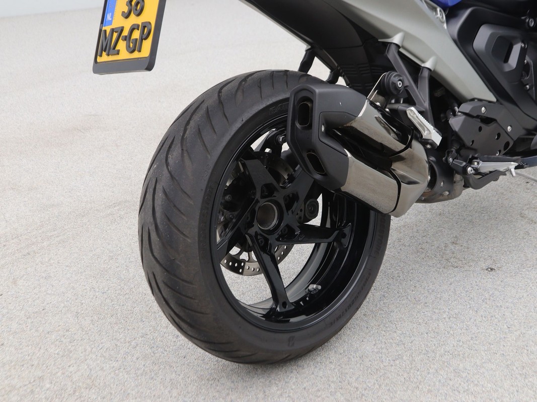 BMW R 1300 R
