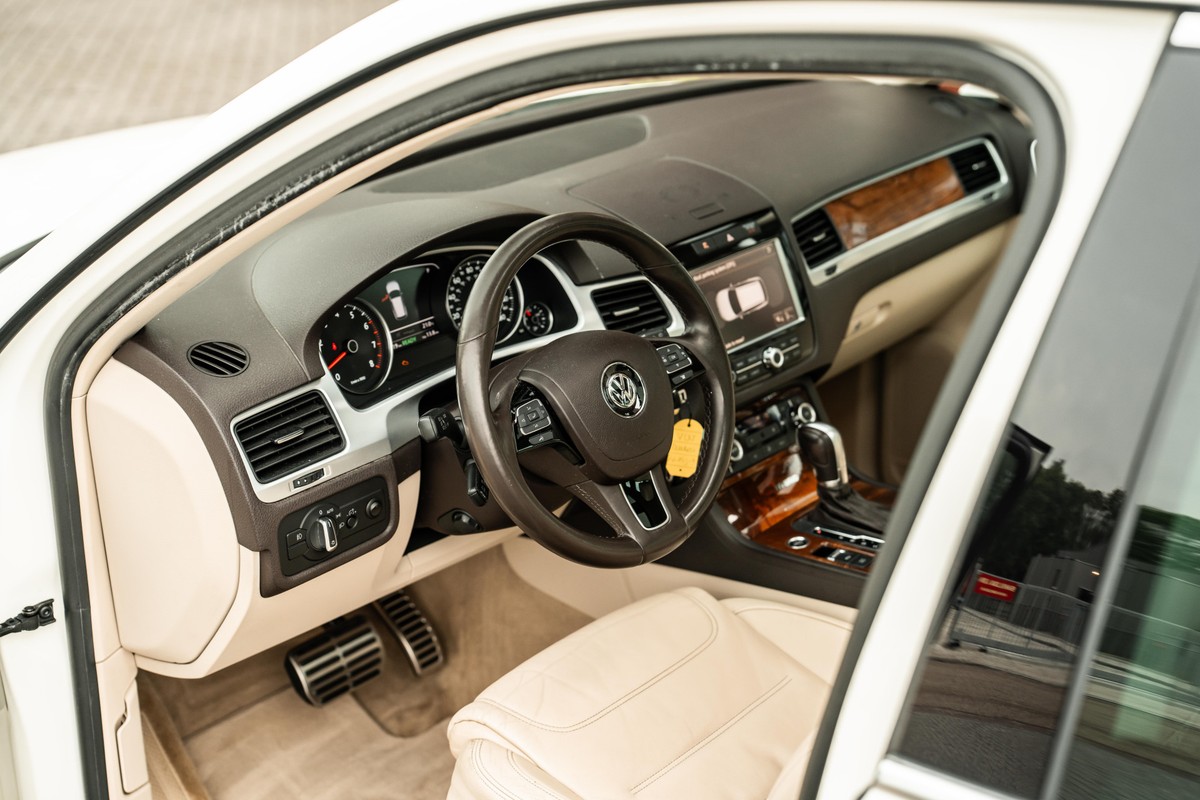 Volkswagen Touareg