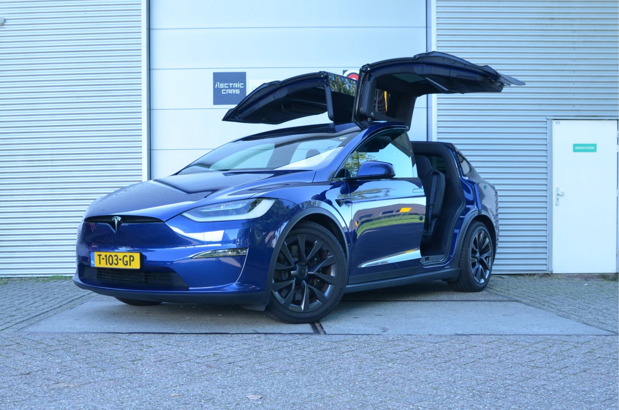 Tesla Model X