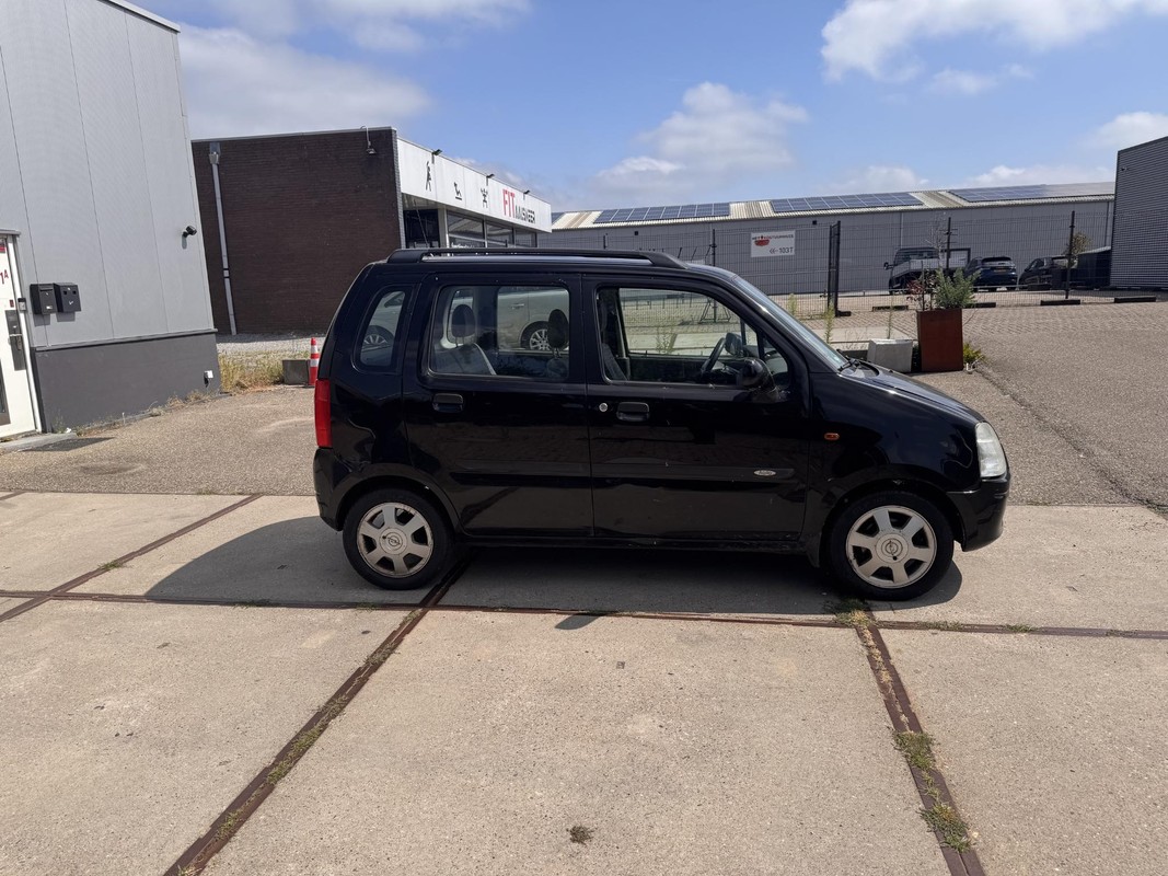 Opel Agila