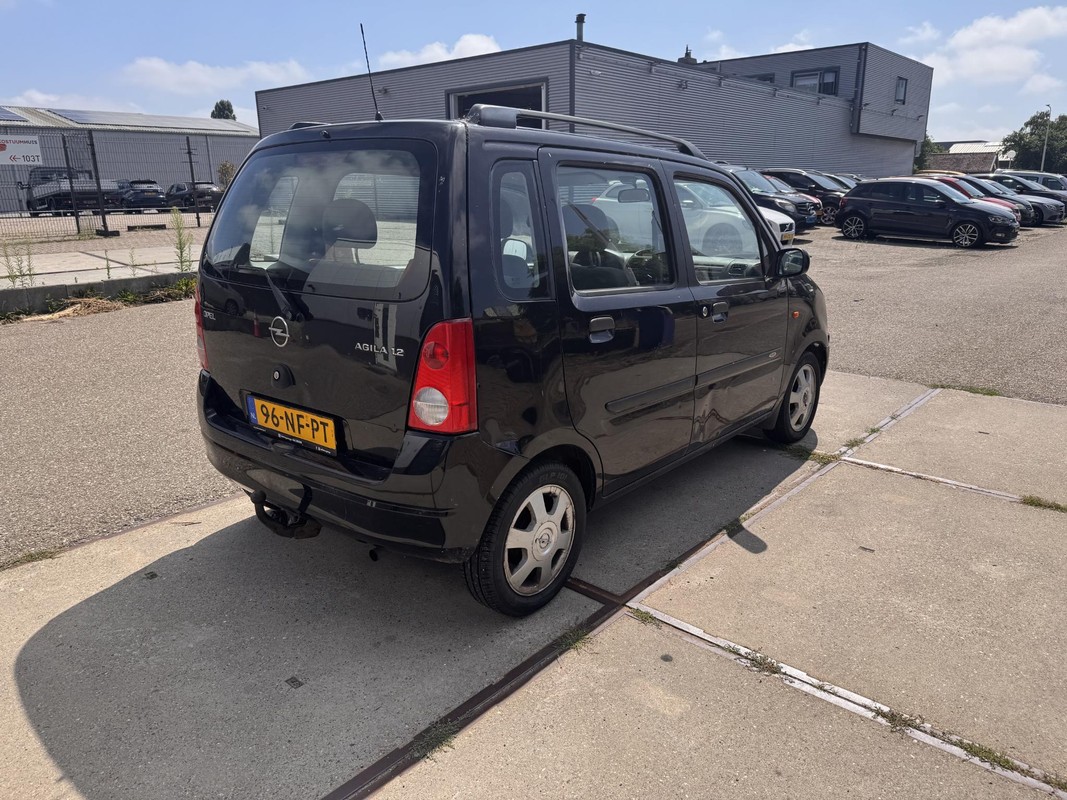 Opel Agila