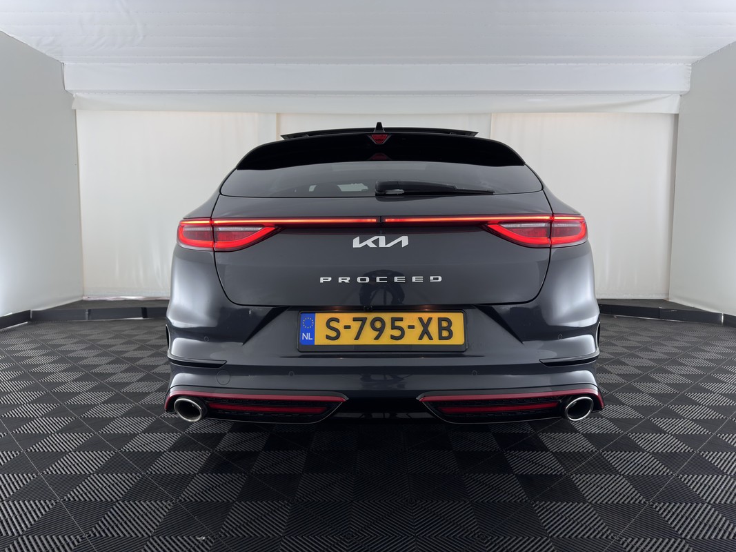 Kia ProCeed