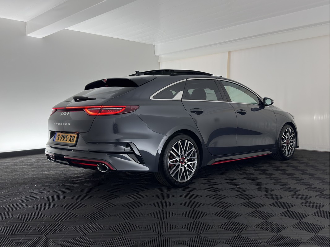 Kia ProCeed