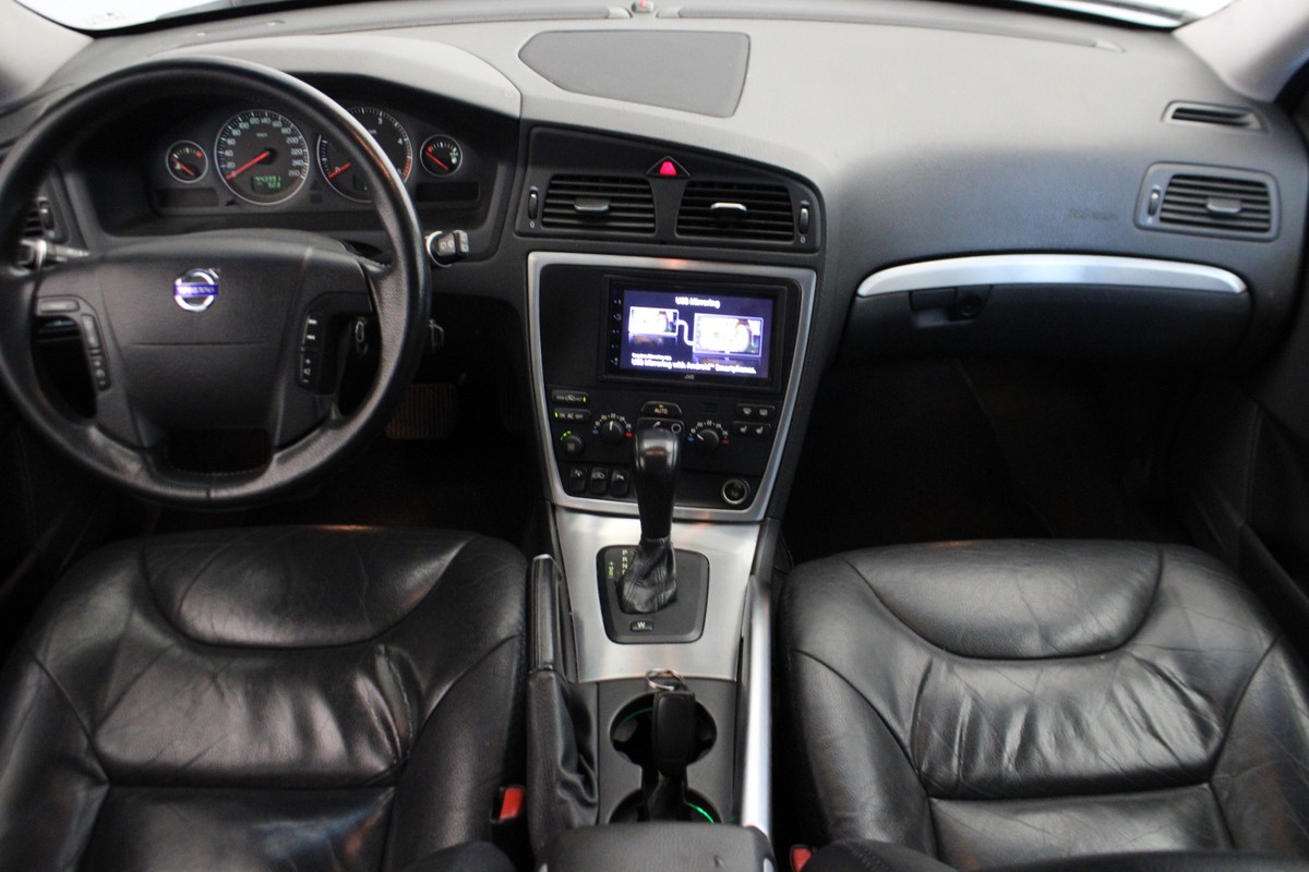 Volvo XC70