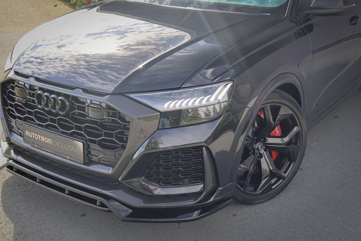 Audi RSQ8