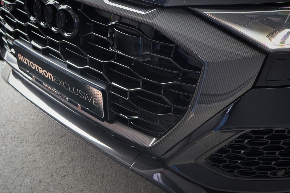 Audi RSQ8