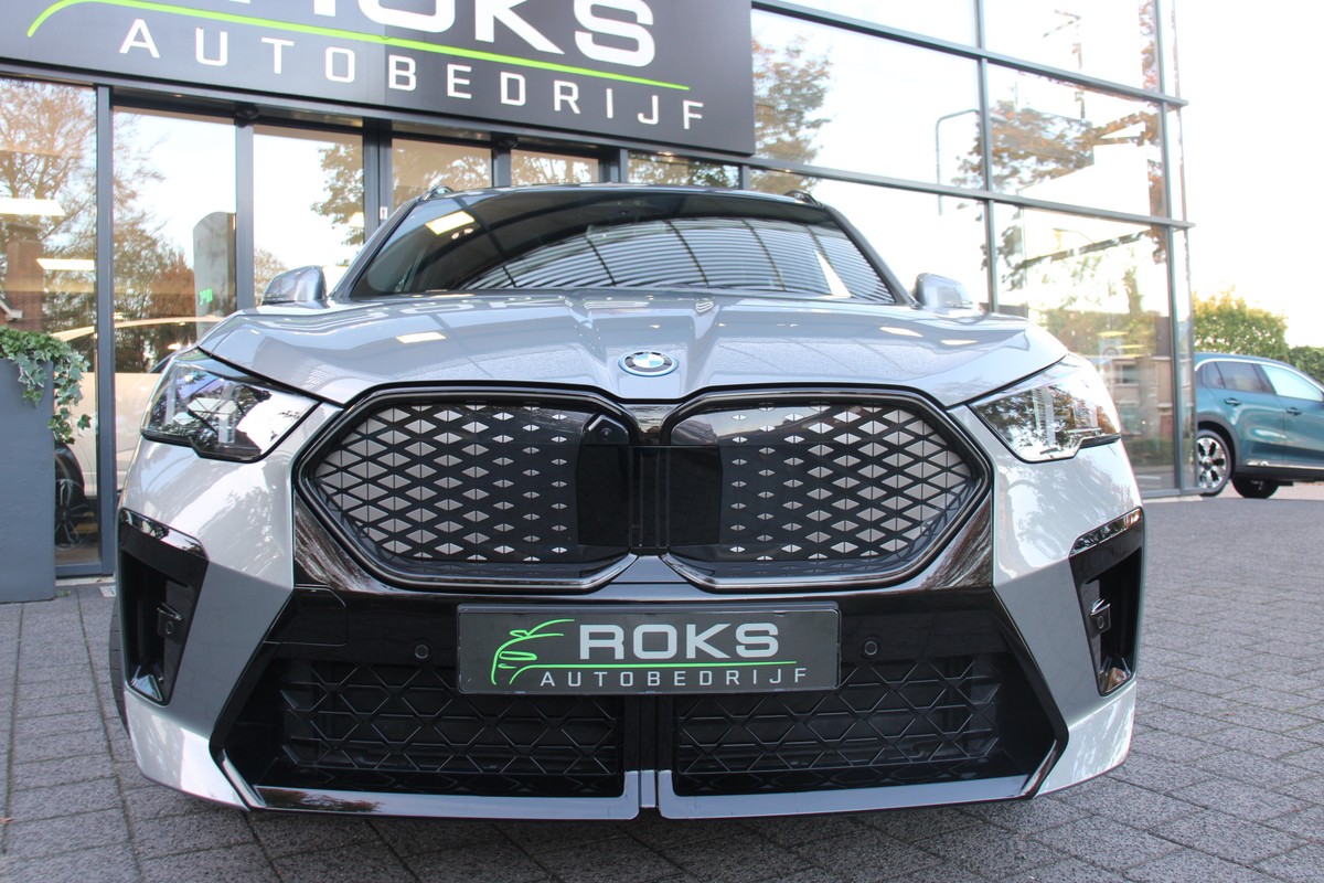 BMW iX2