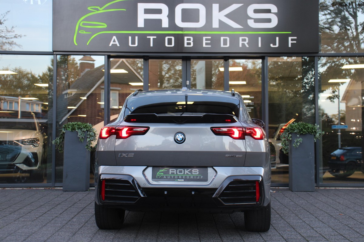 BMW iX2