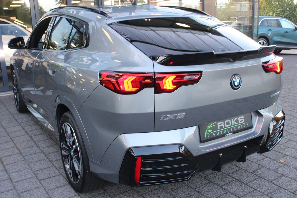 BMW iX2