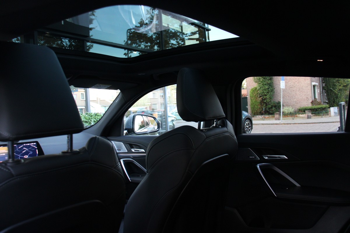 BMW iX2