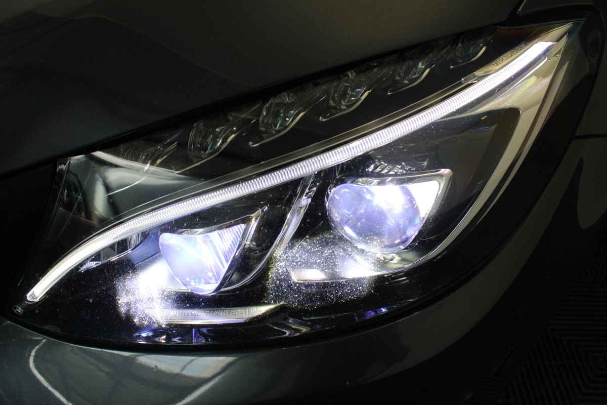 Mercedes-Benz C-Klasse