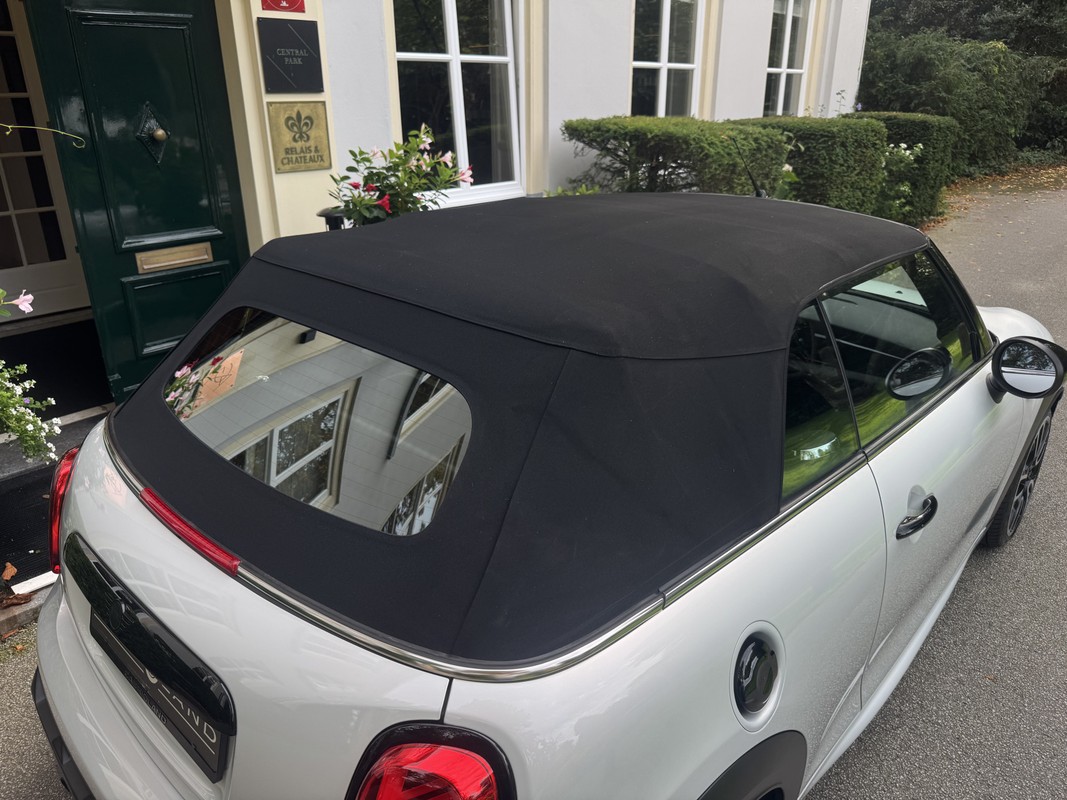 MINI Cooper S Cabrio