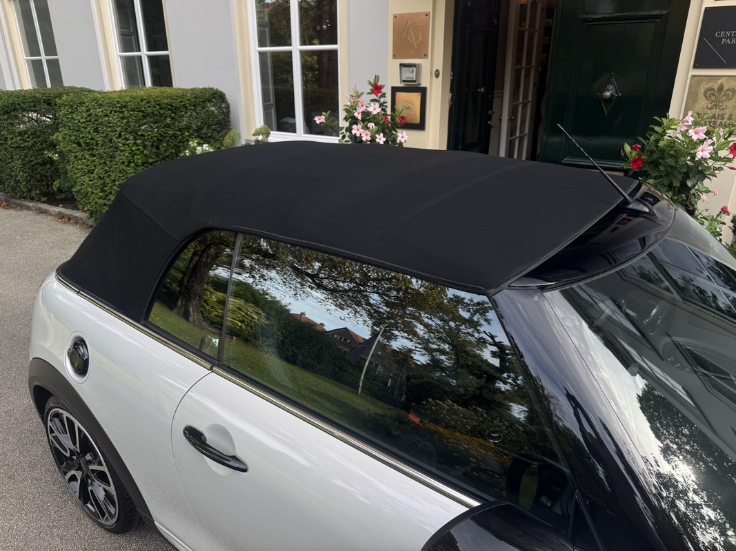 MINI Cooper S Cabrio