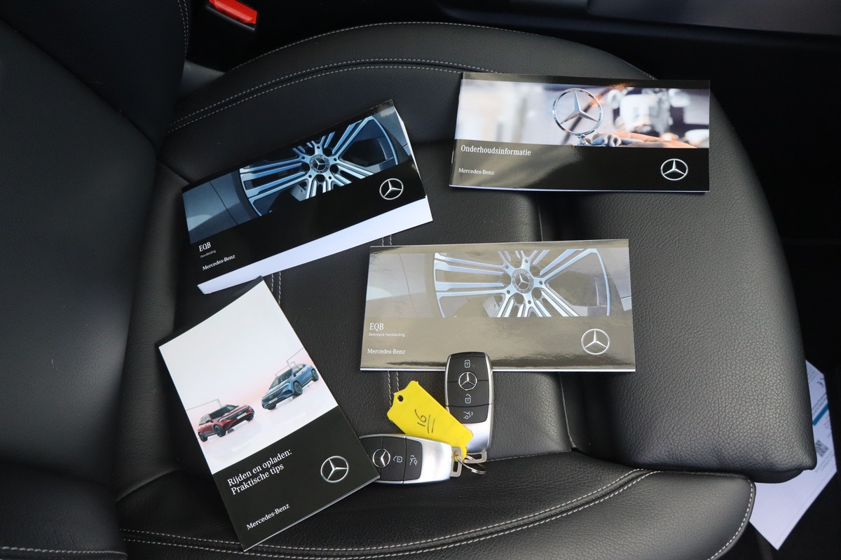 Mercedes-Benz EQB