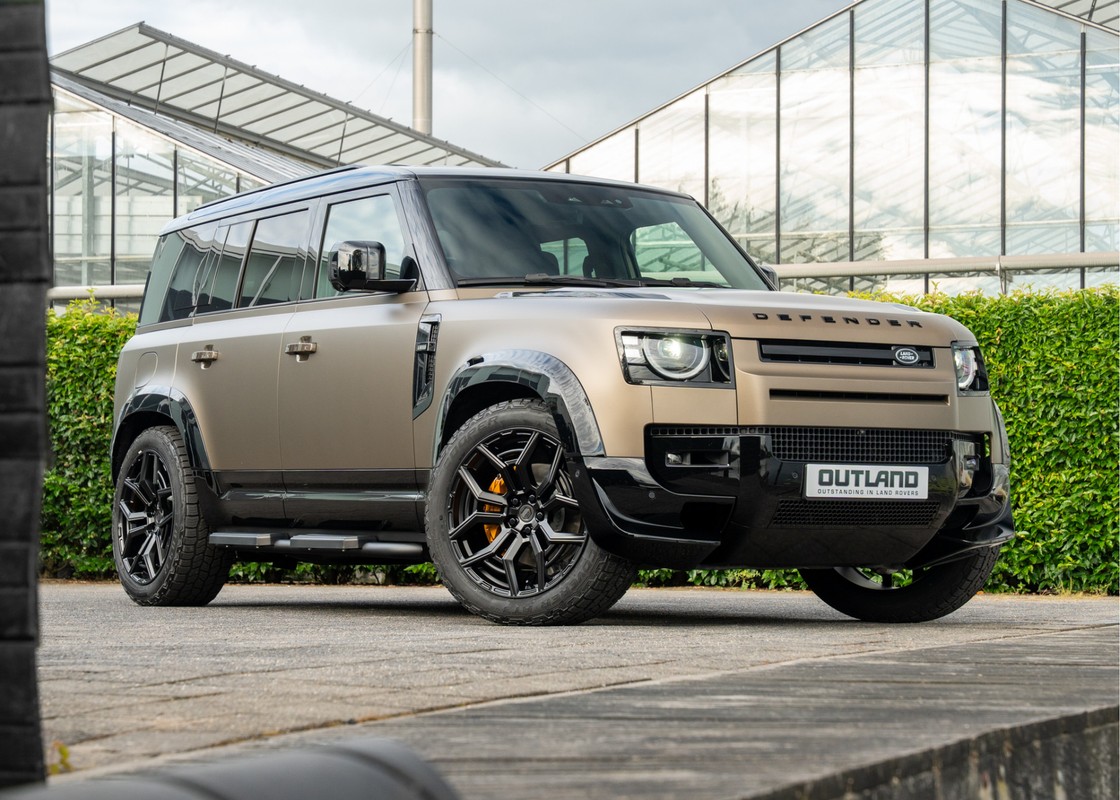 Land Rover Defender