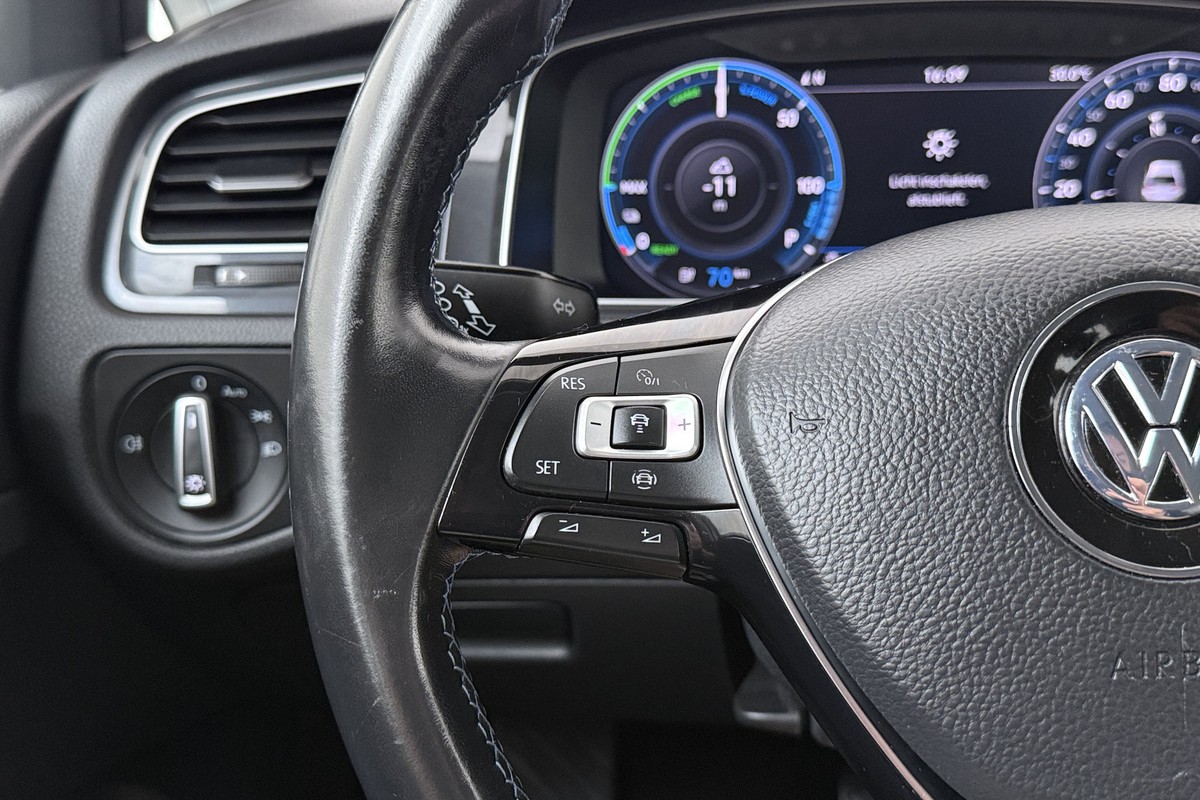 Volkswagen e-Golf