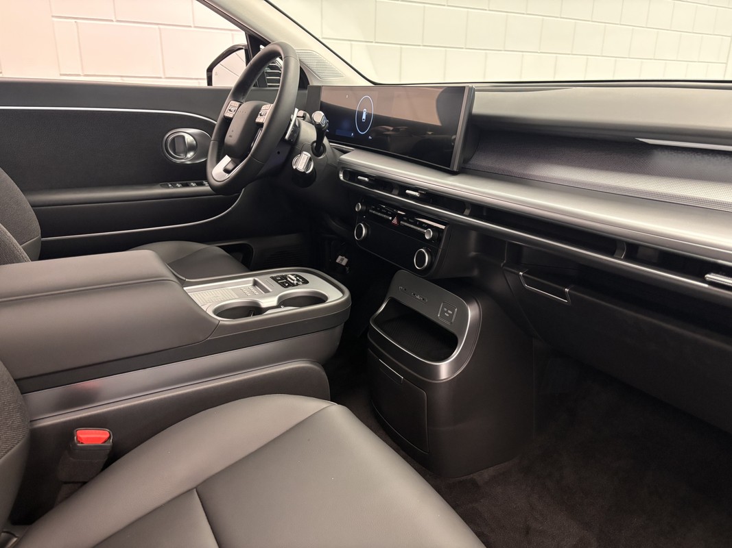 Hyundai IONIQ 9
