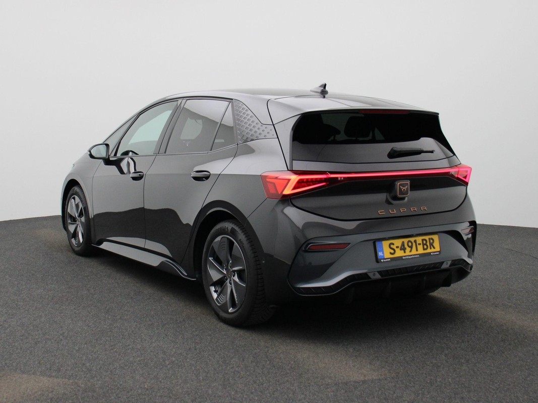 CUPRA Born