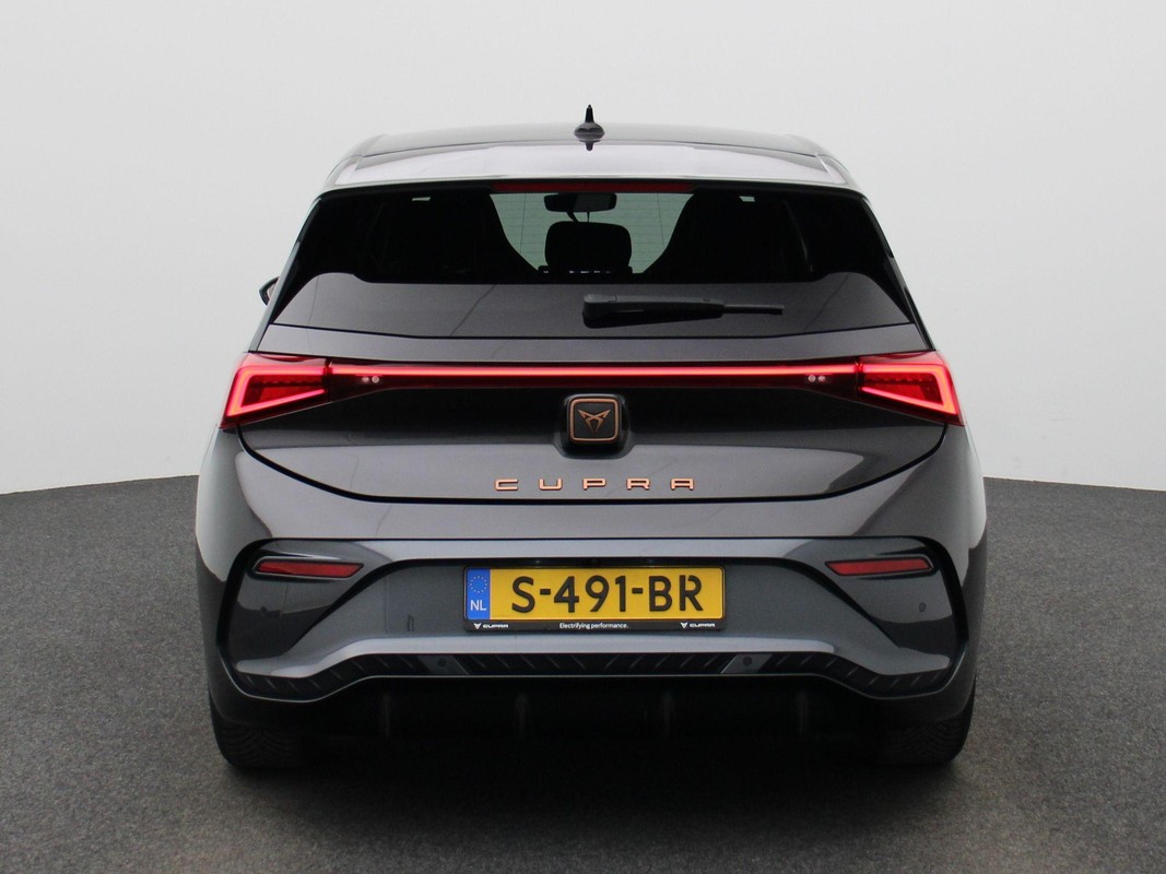 CUPRA Born