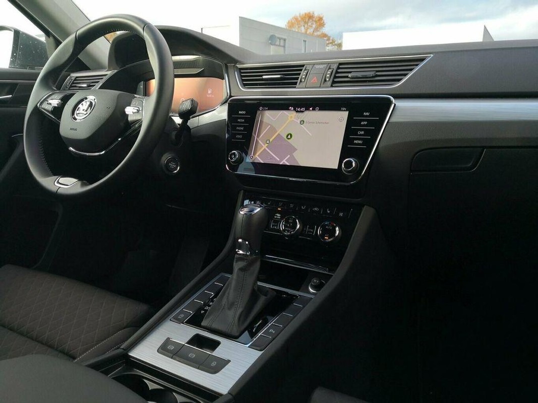 Škoda Superb