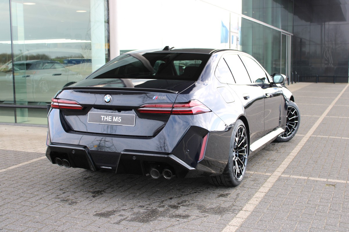 BMW M5