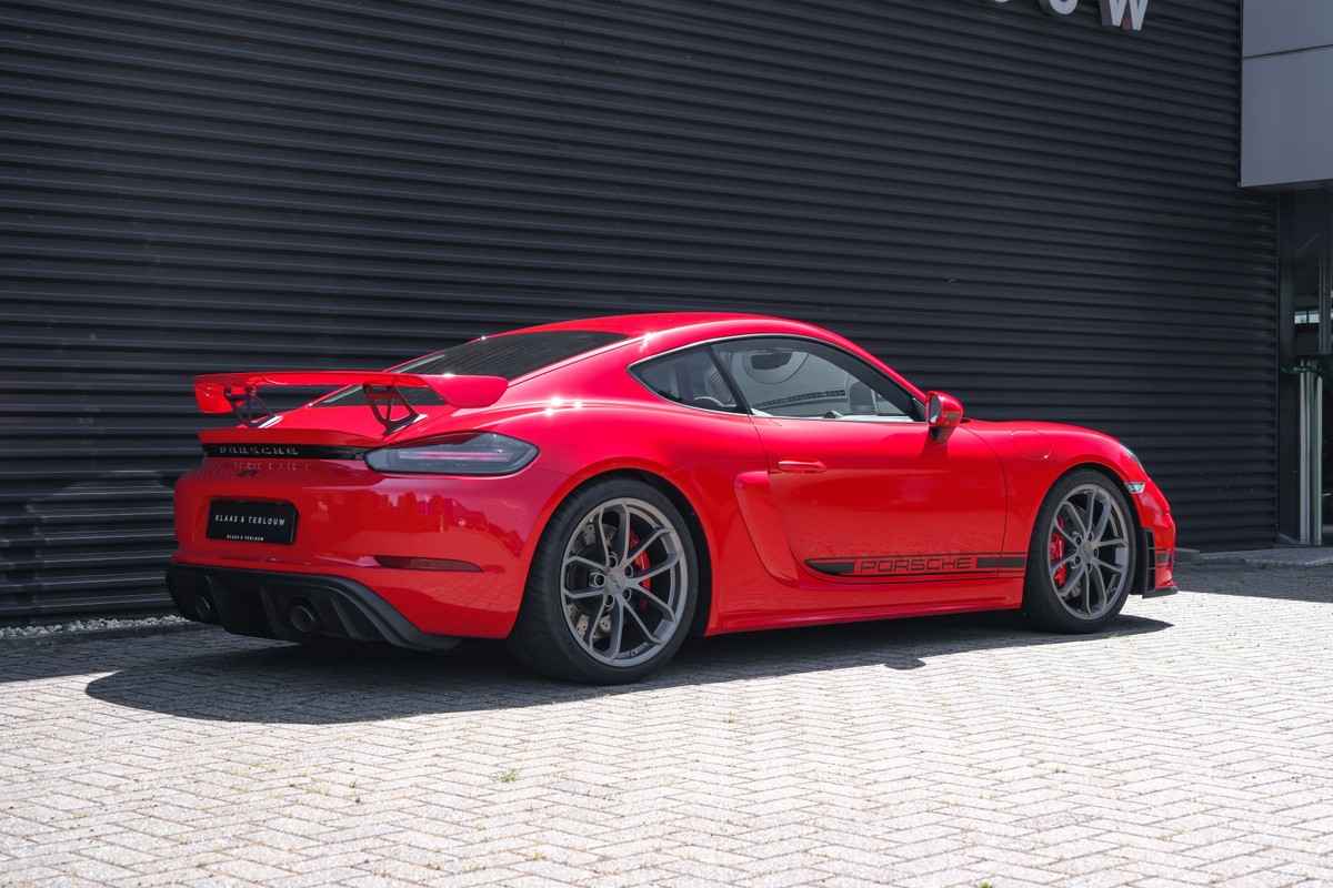 Porsche 718
