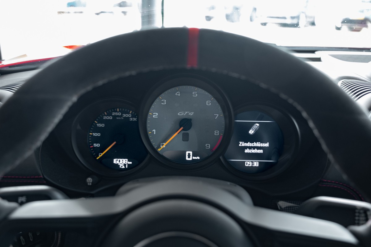 Porsche 718