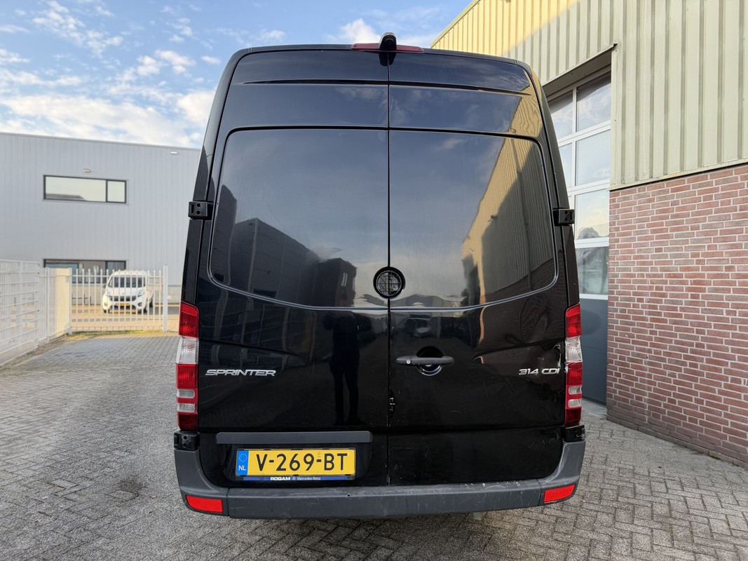 Mercedes-Benz Sprinter