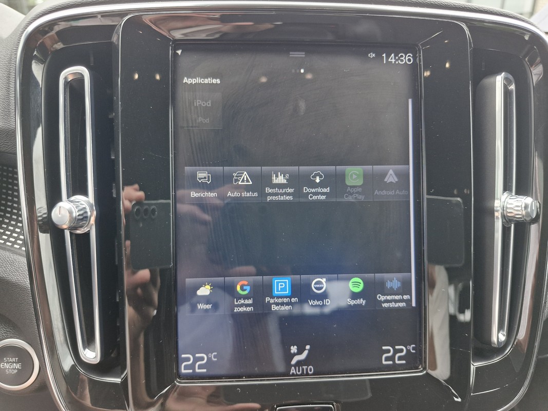 Volvo XC40