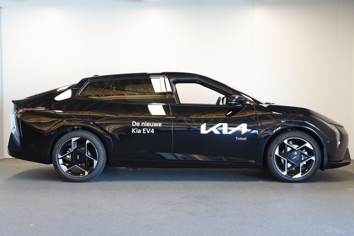 Kia EV4