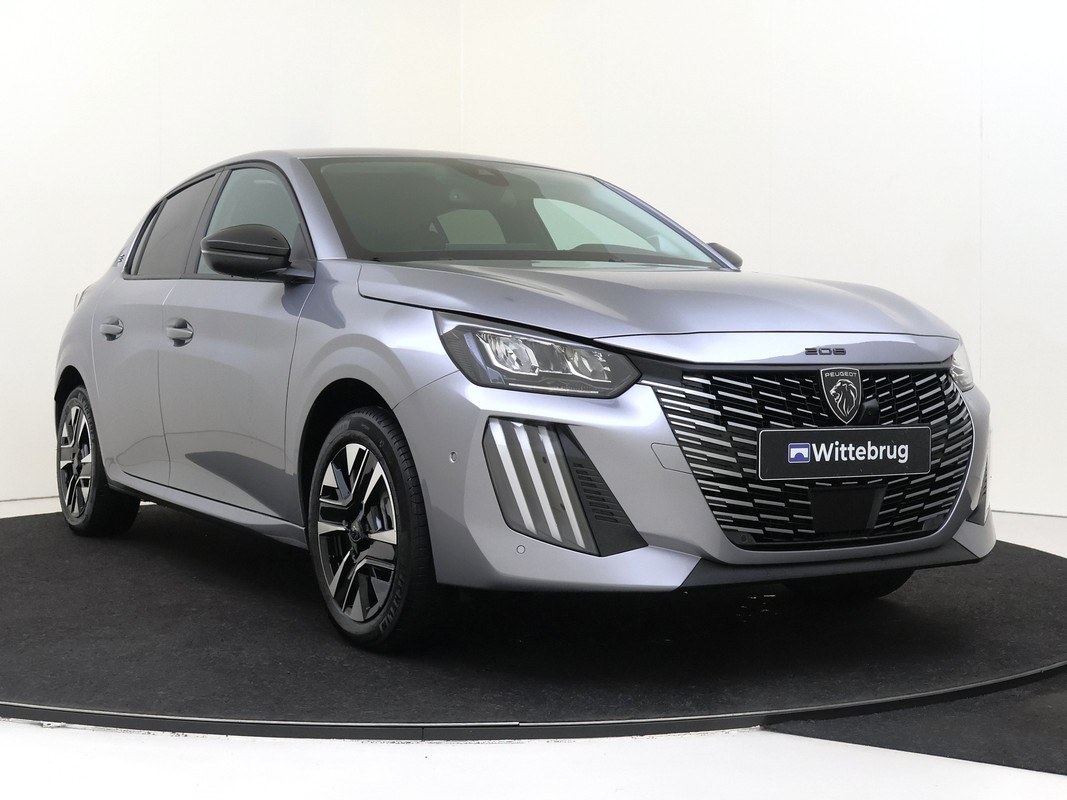 Peugeot e-208